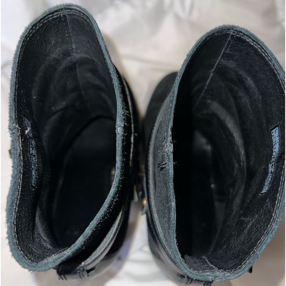 👑✅PRICE FIRM✅ UGG Black Leather Suede Ankle Boots - Picture 13 of 17